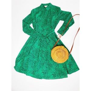 NWT Green Leopard Pint Midi long sleeve dress - 4